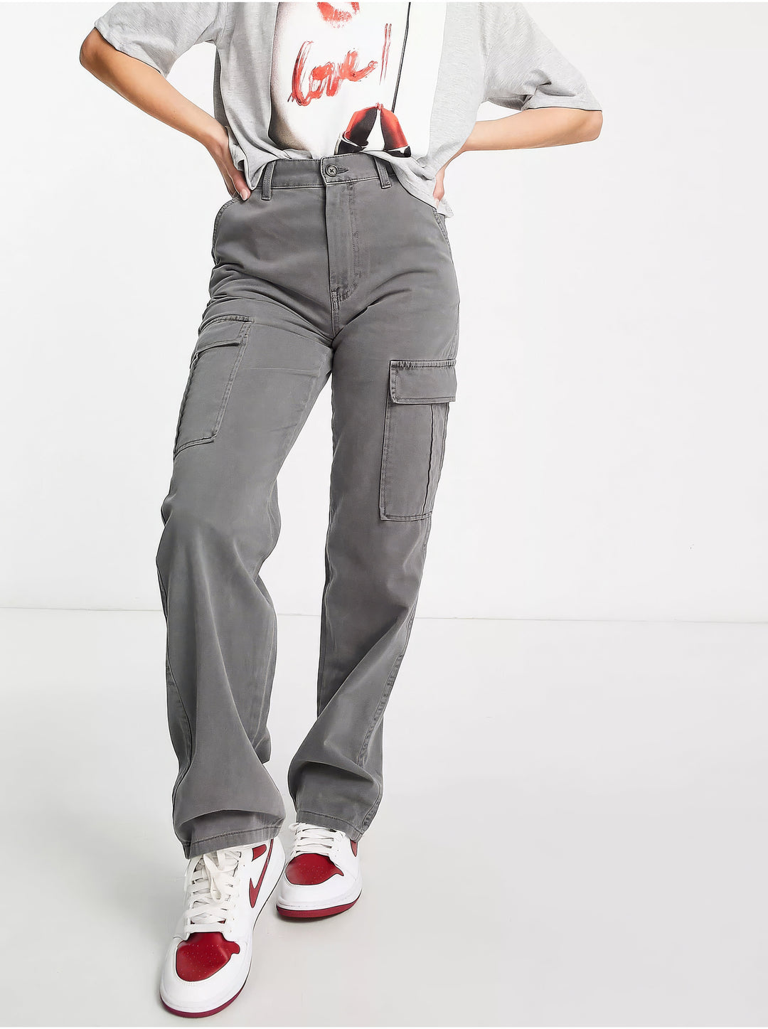 Lovra Cargo Jeans