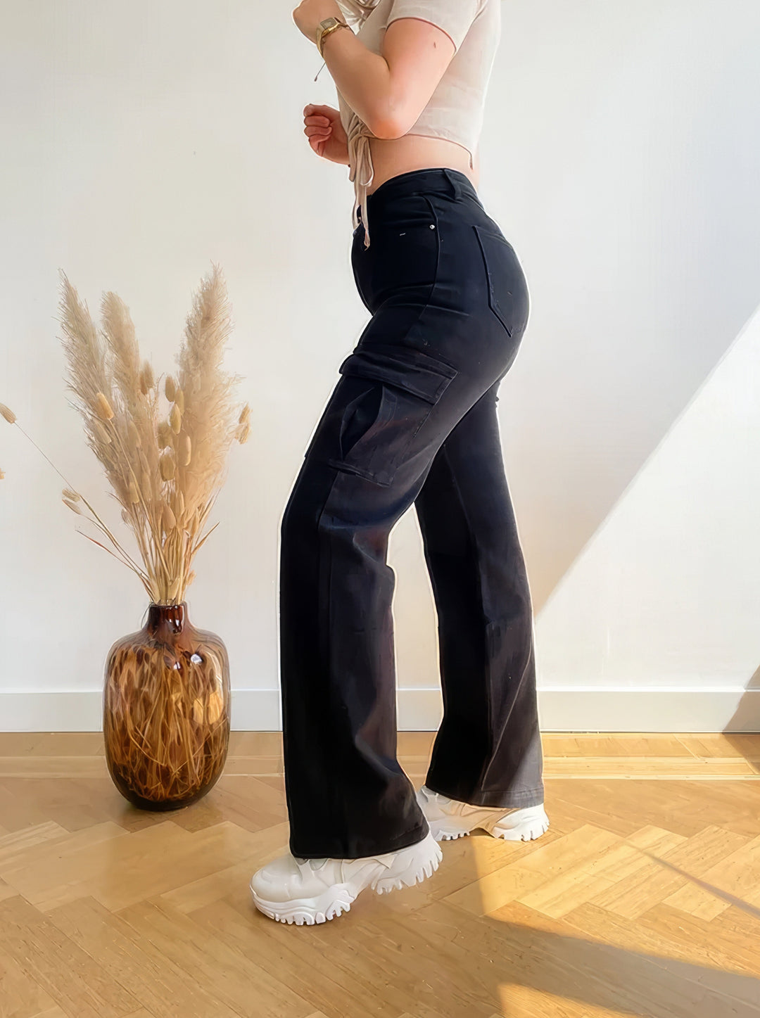 Lovra Cargo Jeans